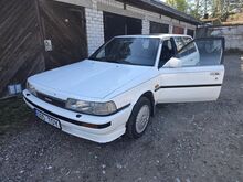 Toyota Camry 1989 2,0 бензин