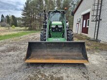 ТРАКТОР JOHN DEERE 6120M С ФРОНТАЛЬНЫМ ПОГРУЗЧИКОМ