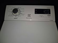 Pesumasin Electrolux EWT1066EDW 6kg 1000p/min