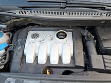 VW Touran 1,9 TDI,77 kw , 2004 a.