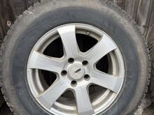5x114,3 R16 veljed koos 225/70R16 naastrehvidega