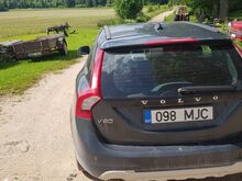 Volvo v60 1,6d 2012