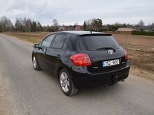Toyota Auris 2,2d 130kw