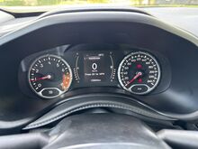 Jeep Renegade 1,4 103kw 2015a. JÄRELMAKS