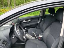 Toyota Auris 1.4VVT-i 71кВт, ручная, 2008, техосмотр до 07/2027