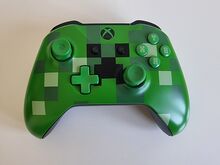 Консоль Xbox One S 1 ТБ Minecraft Limited Edition