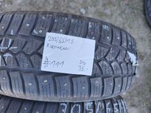 205/65R15 шипованные шины 2 шт.