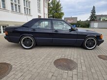 Mercedes-Benz 190e