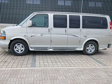 Ülimalt mugav USA 4x4 INVABUSS