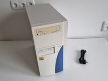 RETRO Windows 98 Lauaarvuti