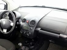 Volkswagen New Beetle
