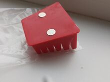 Tinutuse/jootmise juhtmehoidja