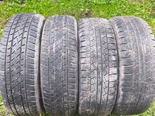 Suverehvid 215/70 R16.