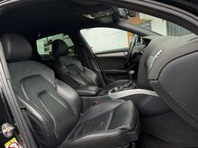 Audi a4 b8 3.0 176kw s-line quattro(rek makstud)