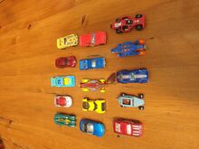 237 Hot Wheelsi mudelit