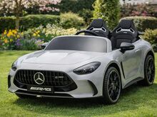 Kahekohaline elektriauto Mercedes-Benz GT63