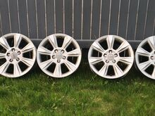 4x 17" originaal Audi veljed
