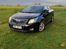 TOYOTA AVENSIS