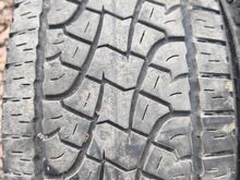 Pirelli Scorpion ATR 235/65 R17. Mustrit 5,5-6mm.