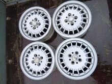 4x100 e30 veljed