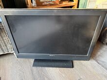 Teler SONY KDL- 32U3000 diagonaal 32 cm.