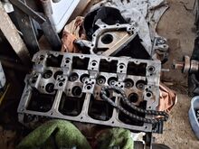VW TOURAN 103 kW двигатель BMM-KNR запчасти