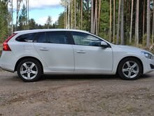VOLVO V60 1.6drive Kinetic 2011