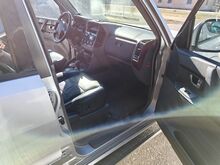 Mitsubishi Pajero 3.2d 118кВт 2003, 7 мест