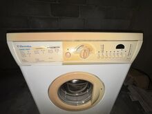 Pesumasin "Electrolux"