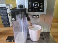 Кофемашина DeLonghi ECAM 23.450