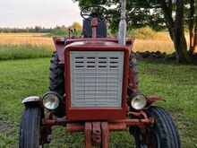 Traktor T25