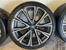 BMW 22