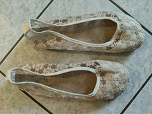 Uued pitsilise mustriga valkjad nr 42