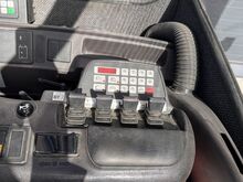 BT RR E2CC штабелёр с выдвижной мачтой