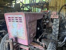 traktor T25 (ilma dokumentideta)