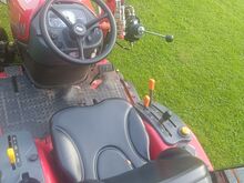 Traktor TYM 194 HST