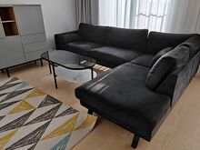 Sametist tumehall nurgadiivan Bellus Amdango