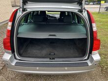NELIKVEOLINE Volvo V70 2.4 D5 136kw, LISASOOJENDUS