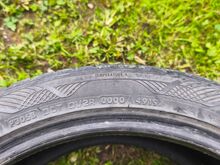 Suverehvid 235/40 R18 Vredestein