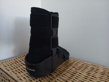 Ortoos jalale (L)