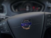 Volvo V40 D2
