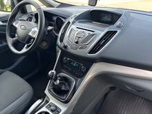 Ford Crand C-Max Titanium 7-kohta