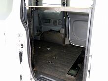 Ниссан NV200