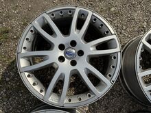 Volvo XC 19" originaal valuveljed