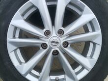 R 17 5/114.3 nissan