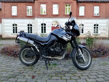 Triumph 900 (885i) / 62800 km / 61 kw. / kohvrid