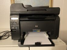 Värviline laserprinter Laserjet 100