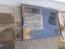 Metallist alus 82x103cm