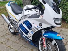 RF900R RS2 1996
