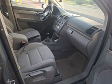 Volkswagen Touran 2.0d ( 7 kohta,reg.makstud).